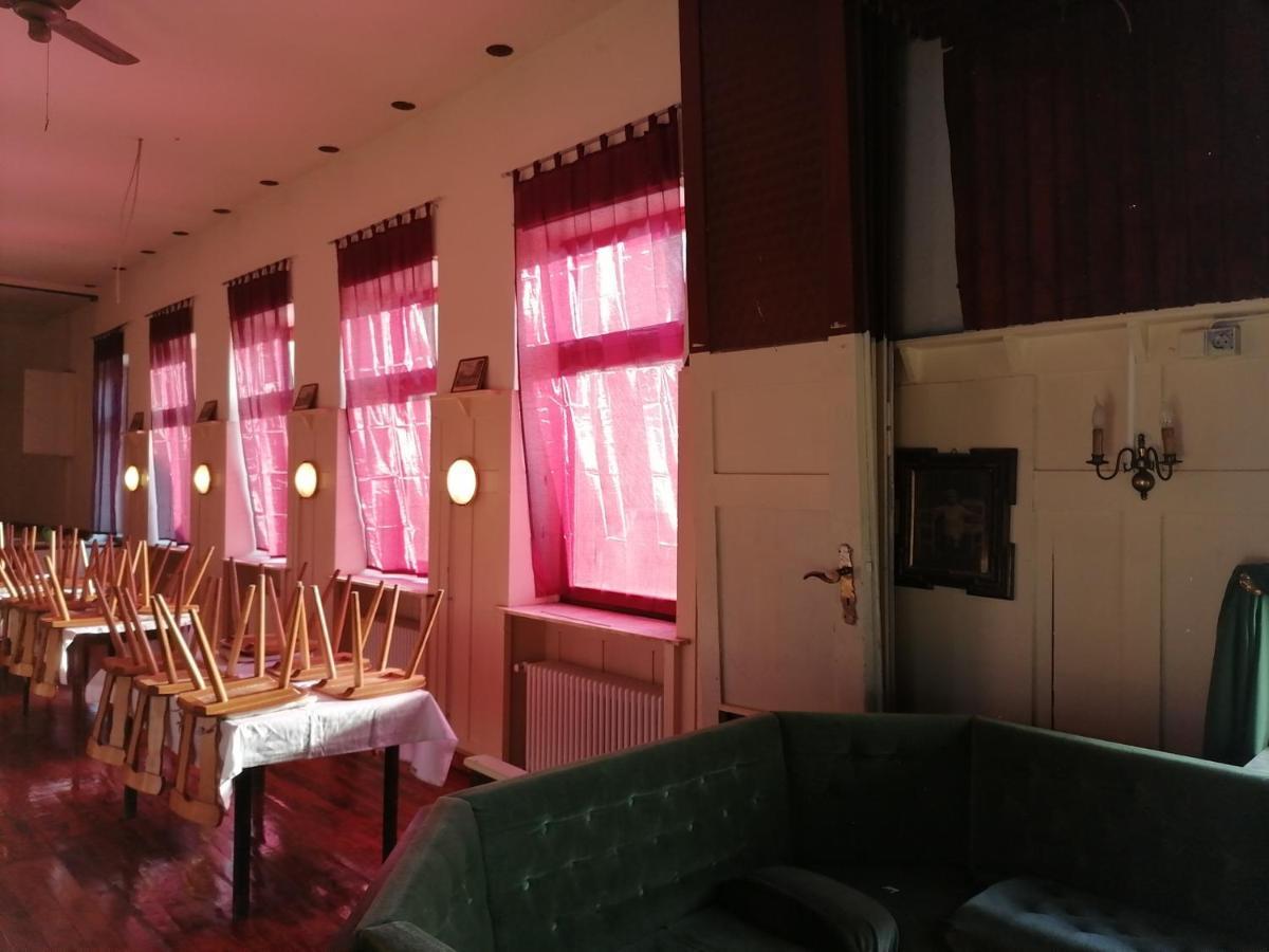 Gasthaus Zur Rose Malsch  Екстериор снимка