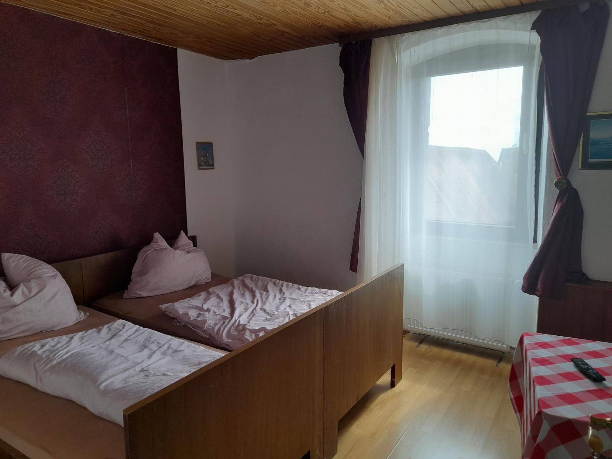 Gasthaus Zur Rose Malsch  Екстериор снимка